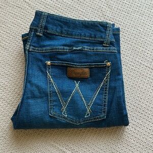 Women’s Wrangler Jeans 13x34